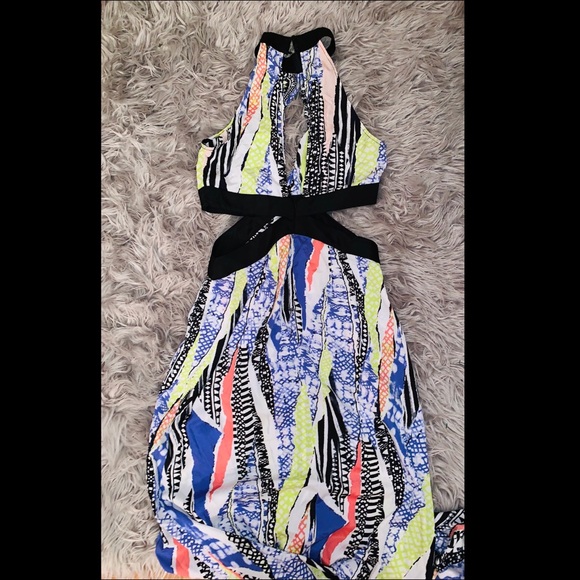 Long colorful pattern cut out dress - Picture 2 of 7
